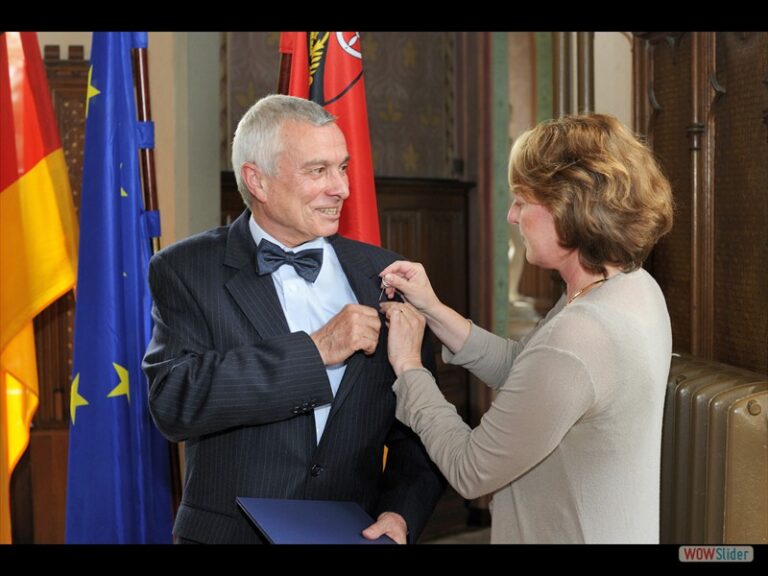 Ehrennadel des Landes für Karl-Friedrich Amendt